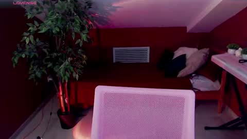 Julia online show from October 2025 02:47:02 PM