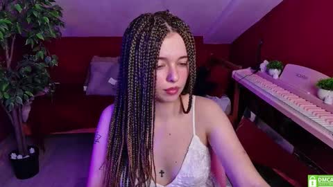 Julia online show from November 2025 09:04:02 PM