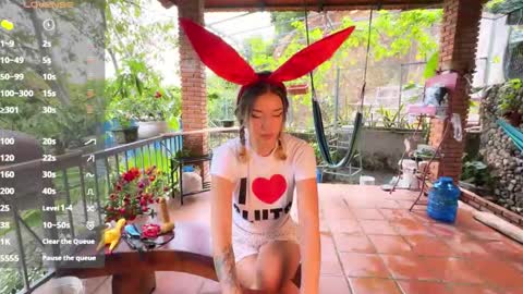 Snapshot of hypnotic_kitty chatting on October 2025 04:15:01 AM Your submissive lady 3 online show from October 2025 04:15:01 AM