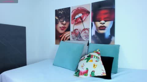 The Dolls online show from December 2025 07:09:01 PM