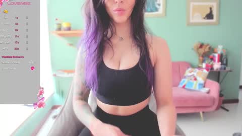 Lana Banana online show from March 2025 05:50:02 PM