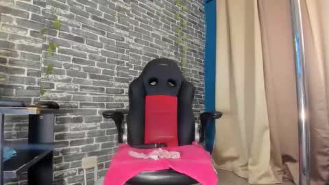 Samy   online show from November 2025 11:53:02 AM