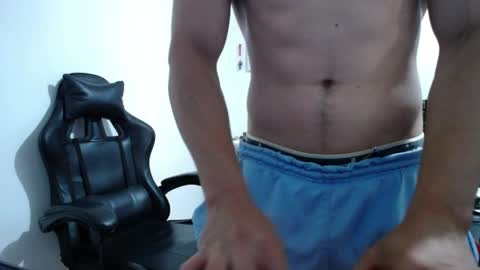 iam_yourbabyprincess_xd online show from April 2026 03:27:02 PM