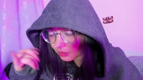 Zoe 3 online show from December 2024 09:41:01 AM