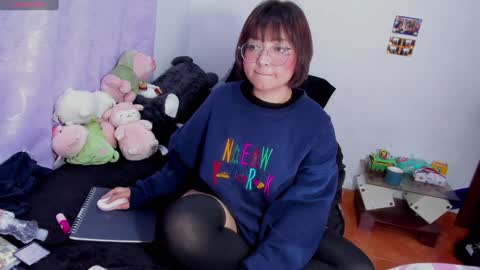 Zoe 3 online show from January 2025 03:43:01 AM