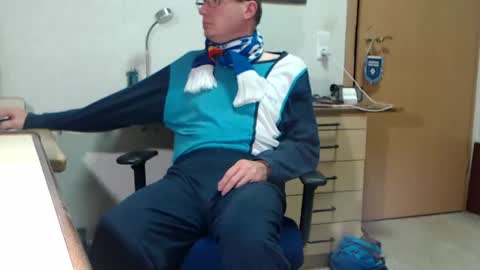 iamachim online show from November 2025 06:32:01 PM