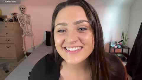 Crystal online show from January 2025 05:14:01 PM