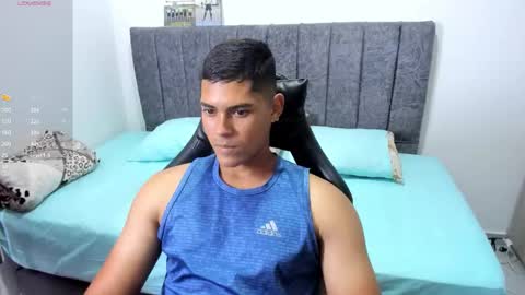 Dylan  independent model  online show from November 2025 07:59:02 PM