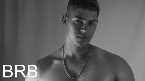 Dylan  independent model  online show from February 2026 05:36:01 PM