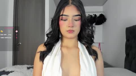 Snapshot of iamjulietaa chatting on October 2025 07:44:01 PM    online show from October 2025 07:44:01 PM