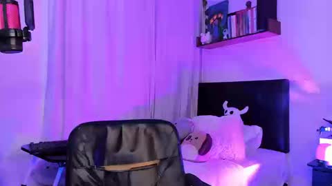 Snapshot of iammelody_ chatting on September 2025 05:20:01 AM Mel online show from September 2025 05:20:01 AM