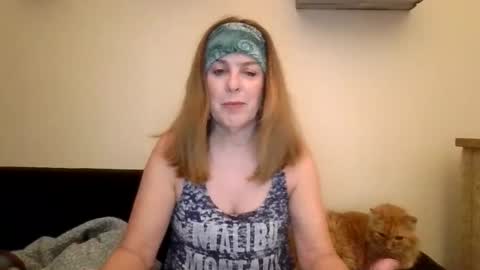 Snapshot of iampoppyy chatting on October 2025 12:38:02 PM iampoppyy online show from October 2025 12:38:02 PM