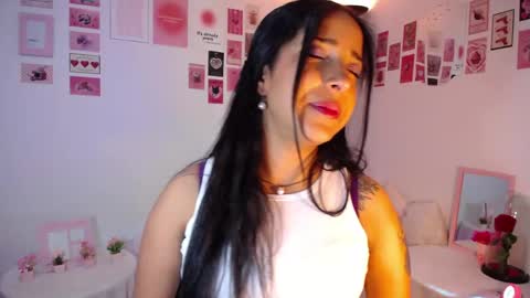 Camila online show from March 2026 04:18:01 AM