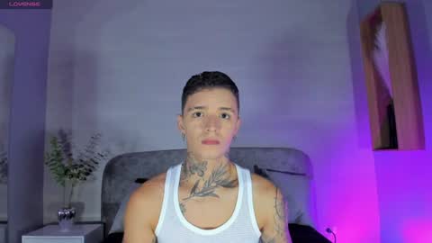 IAN CASTILLO online show from June 2026 11:08:02 AM