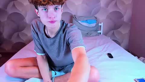 Ian Flor online show from December 2025 05:55:02 PM