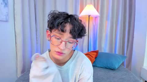 ian  online show from March 2026 03:45:02 AM