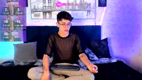 Andrew online show from January 2025 08:25:02 AM