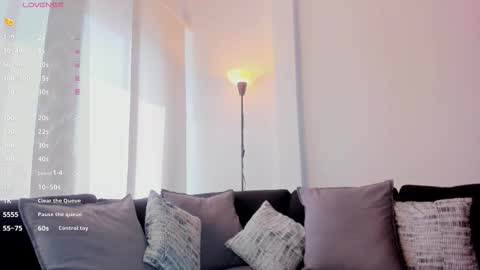 I A R A   online show from November 2025 03:00:01 PM