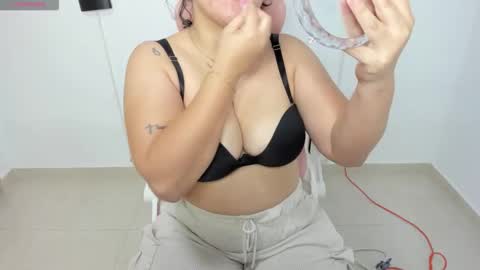 Snapshot of ibeth_diaz chatting on November 2025 03:18:02 AM ibeth_diaz online show from November 2025 03:18:02 AM