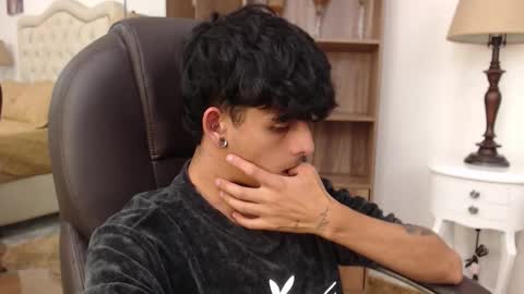 ibratxandy online show from March 2026 07:24:02 PM