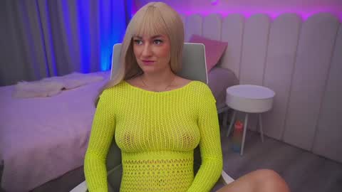 Snapshot of ice_kitty chatting on January 2025 04:44:02 AM ice_kitty online show from January 2025 04:44:02 AM