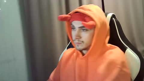 MAX online show from February 2025 02:07:01 PM