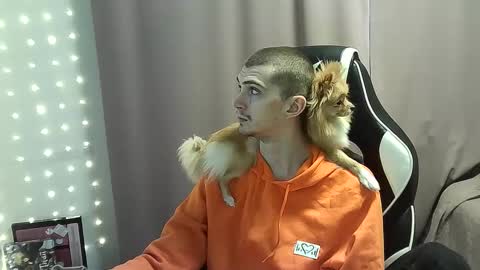 MAX online show from February 2025 09:20:02 AM