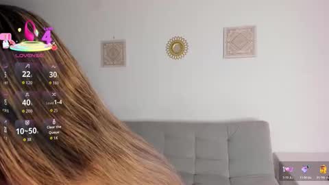 ice_y_abigail online show from December 2025 12:10:01 PM