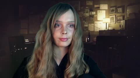 Nina online show from September 2025 04:25:02 AM