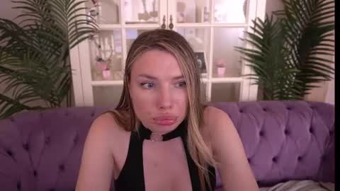 Danielle online show from June 2026 10:15:01 AM