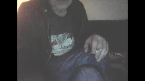 Snapshot of icemandude chatting on February 2025 10:44:02 PM icemandude online show from February 2025 10:44:02 PM