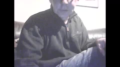 Snapshot of icemandude chatting on February 2026 08:43:01 PM icemandude online show from February 2026 08:43:01 PM