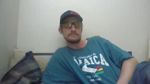Snapshot of icetwerller chatting on April 2026 03:10:02 PM icetwerller online show from April 2026 03:10:02 PM