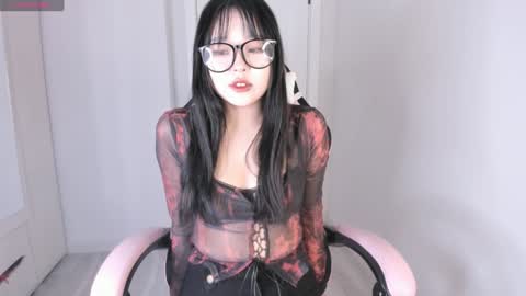 Snapshot of ichigo_o chatting on February 2025 01:08:02 PM Hitomi online show from February 2025 01:08:02 PM