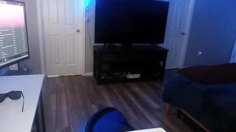 Snapshot of icy_ivy chatting on January 2025 04:17:01 PM Ivan online show from January 2025 04:17:01 PM