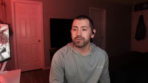 Snapshot of icy_ivy chatting on February 2025 03:21:02 AM Ivan online show from February 2025 03:21:02 AM