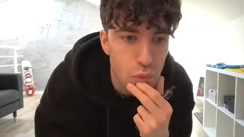 Snapshot of icyninesix chatting on February 2025 02:26:01 PM icyninesix online show from February 2025 02:26:01 PM