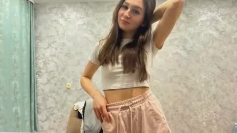 Snapshot of idellmannheim chatting on November 2025 12:05:02 PM Sofi online show from November 2025 12:05:02 PM