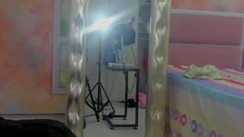 Idiris online show from February 2025 03:23:02 PM