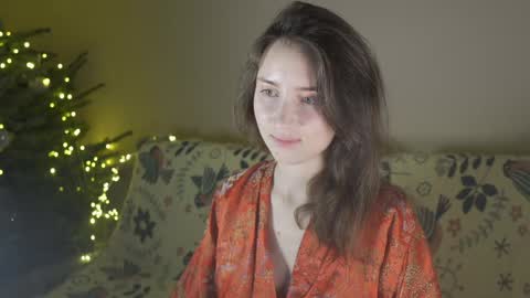 Snapshot of ifyouleave chatting on December 2024 06:05:01 PM Belle online show from December 2024 06:05:01 PM