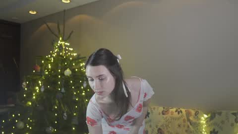 Snapshot of ifyouleave chatting on December 2024 01:50:02 PM Belle online show from December 2024 01:50:02 PM