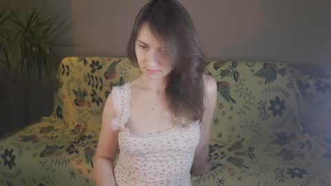 Snapshot of ifyouleave chatting on January 2025 05:00:02 PM Belle online show from January 2025 05:00:02 PM