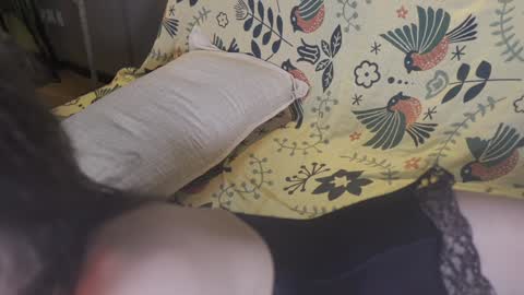 Snapshot of ifyouleave chatting on January 2025 05:45:02 PM Belle online show from January 2025 05:45:02 PM