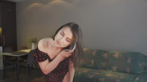 Snapshot of ifyouleave chatting on February 2025 12:02:02 PM Belle online show from February 2025 12:02:02 PM