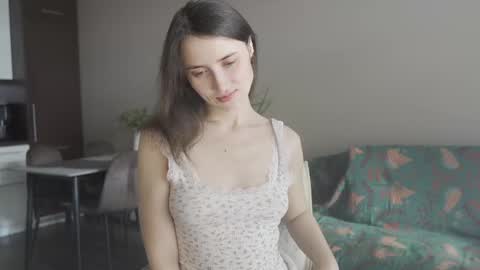 Snapshot of ifyouleave chatting on February 2025 12:28:01 PM Belle online show from February 2025 12:28:01 PM