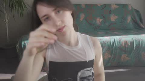 Snapshot of ifyouleave chatting on March 2025 11:18:02 AM Belle online show from March 2025 11:18:02 AM