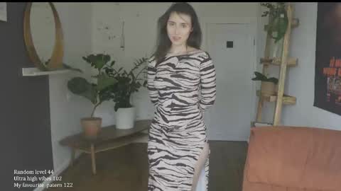 Snapshot of ifyouleave chatting on October 2025 10:03:02 AM Belle online show from October 2025 10:03:02 AM