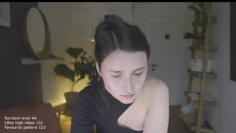 Snapshot of ifyouleave chatting on October 2025 11:24:01 AM Belle online show from October 2025 11:24:01 AM