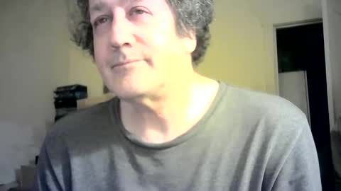 Snapshot of ignoredlittlestloser chatting on December 2024 04:20:02 AM ignoredlittlestloser online show from December 2024 04:20:02 AM