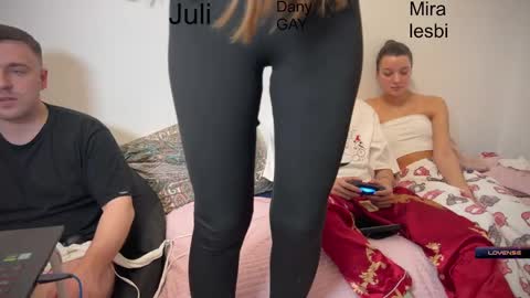 Julia and Mira online show from January 2025 04:39:01 PM